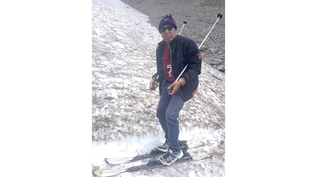 Skating in Kashmir 