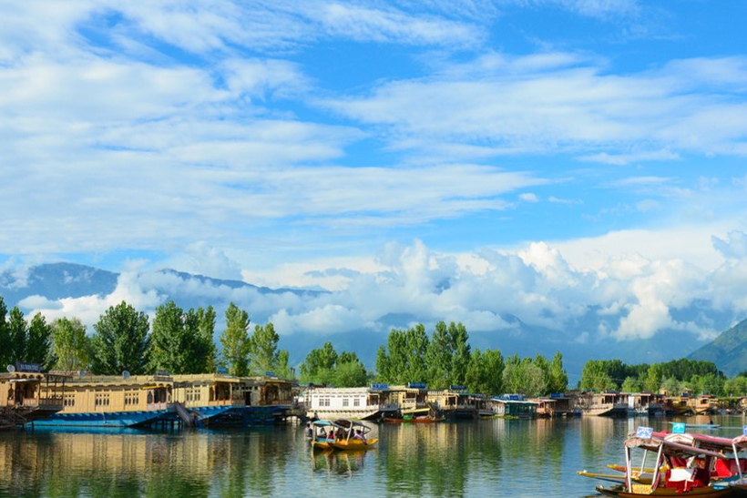 4 Nights 5 Days Kashmir Tour